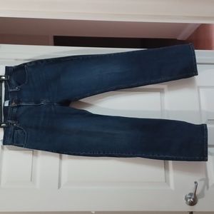 Levi's Denizen 285 Relaxed Fit Jean 36X32 in an excellent condition